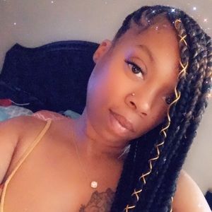 Meet your Posher, Kisha